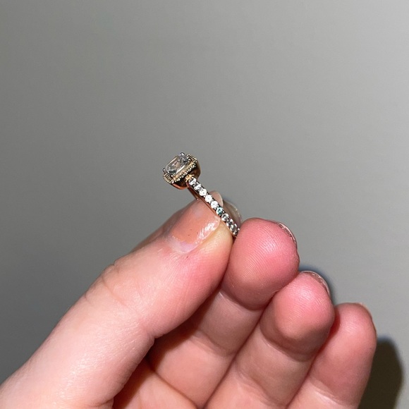 PANDORA SQUARE SPARKLE HALO RING - Picture 2 of 4